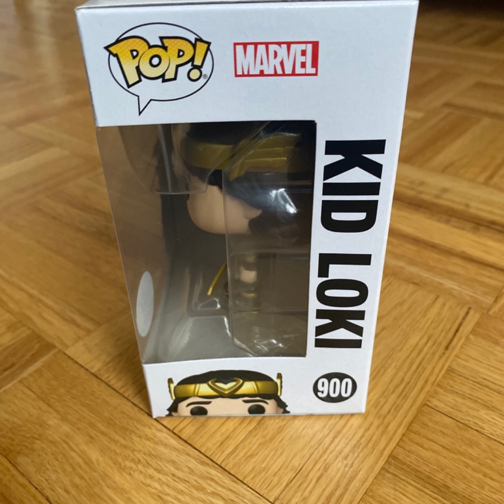 Loki Marvel Funko Pop - Picture 3 of 6